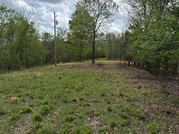 335 Mountain Retreat Trl, Mountain View, AR 72560