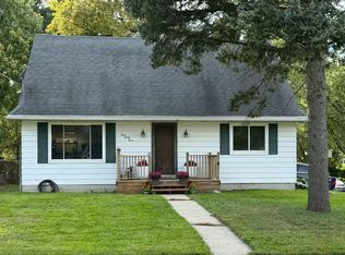 433 Harriet Ave, Lansing, MI 48917