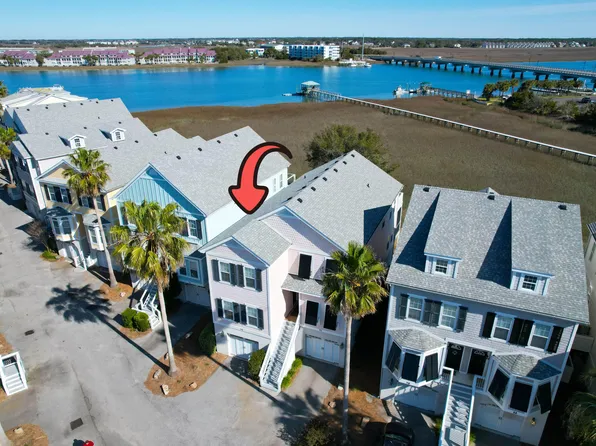 94 W 2nd St, Folly Beach, SC 29439