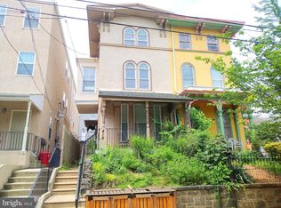 416 N 32nd St #B, Philadelphia, PA 19104