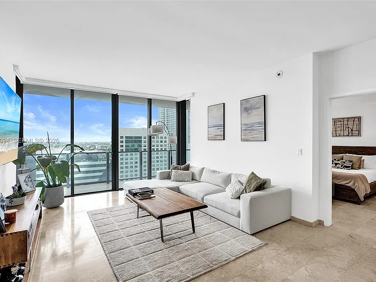 88 SW 7th St #2210 — Photo 8