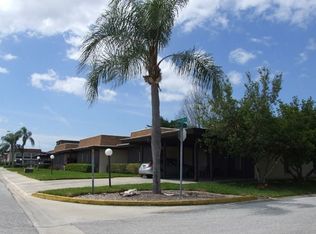 5205 Amulet Dr, New Port Richey, FL 34652