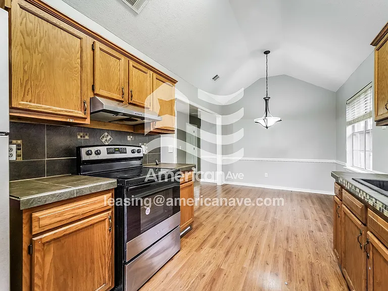 1659509_005_wm_-_kitchen_13481518.jpg