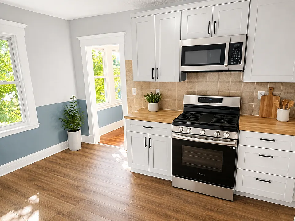 22 W Spring St #2
