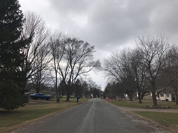 4th image of 1413 Oakdale Ave
