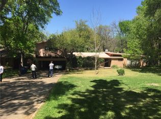 9229 Vinewood Dr, Dallas, TX 75228