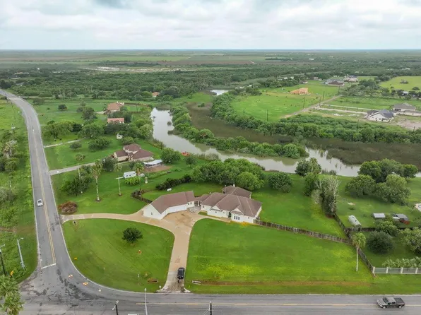 172 S San Roman Rd, Bayview, TX 78566