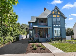 515 Prospect St, Elgin, IL 60120