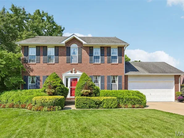 200 Oxford Ave, Fairview Heights, IL 62208