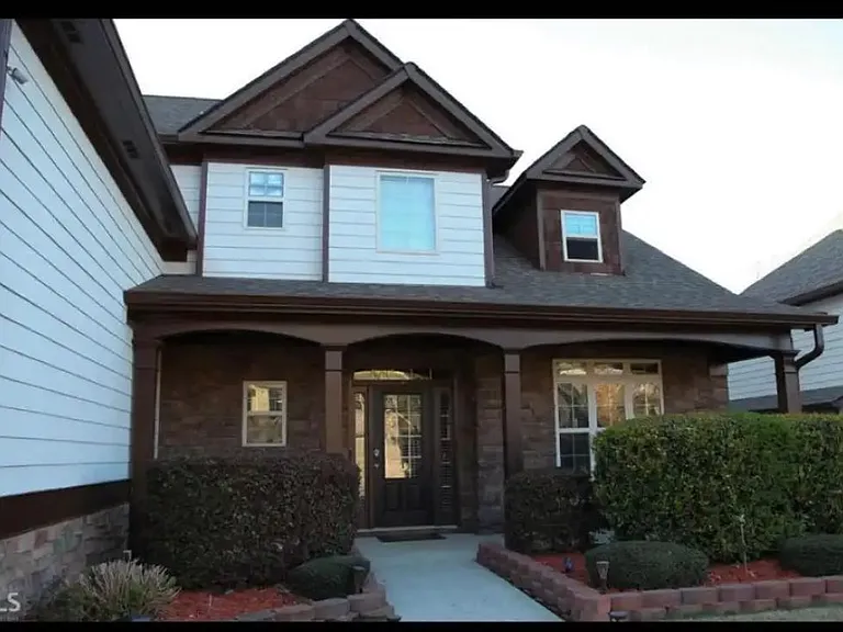 1128 Leybourne Cv — Photo 2