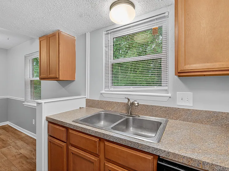 The Landing Townhomes — Photo 32