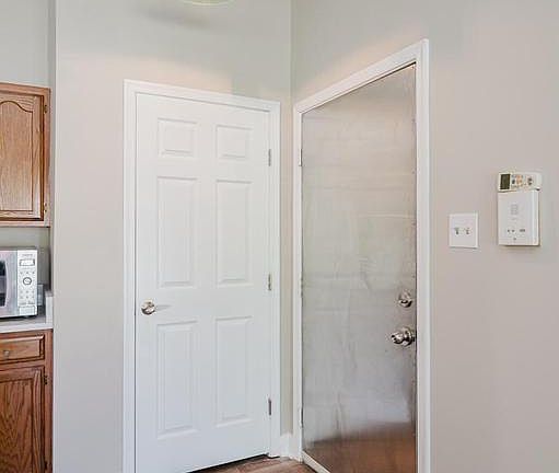 4th image of 3100 Cardinal Way J