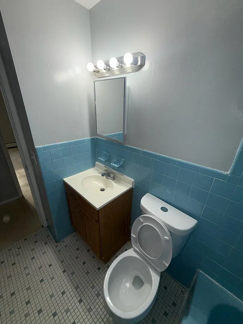 2969 Four Tower Dr - Unit 1 — Photo 4