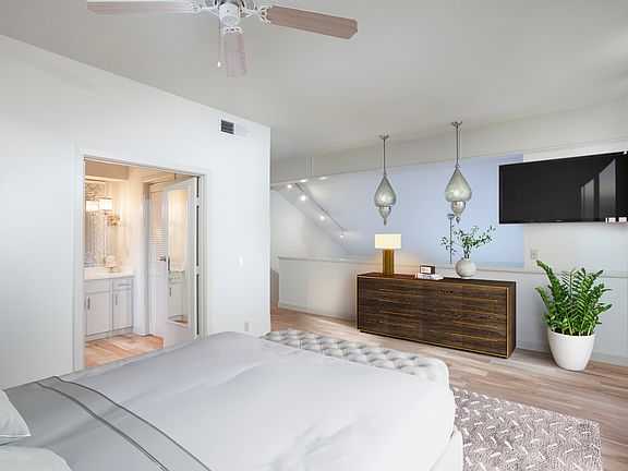 4th image of 1707 Spyglass Dr #124