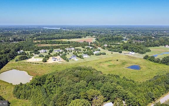 4th image of 28966 Jennings Rd