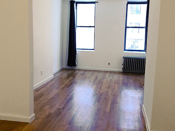 3rd image of 233 W 19th St APT 15