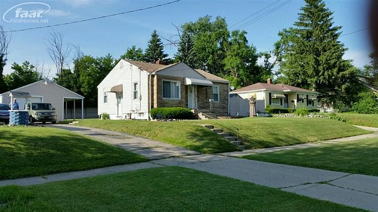 1st image of 328 W Flint Park Blvd