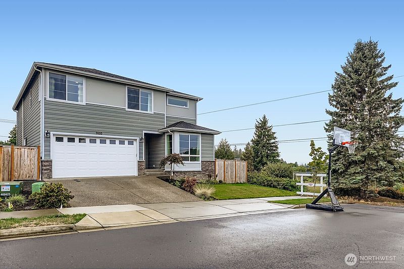 2nd image of 7620 9th Street SE