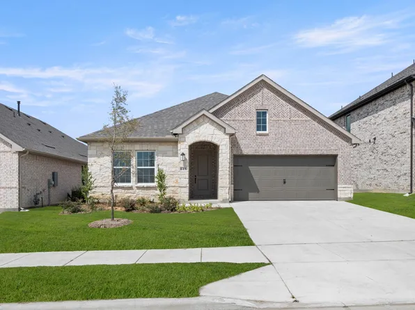645 Tyronza Dr, Justin, TX 76247