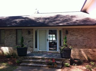 922 Baneberry Ct, Vass, NC 28394