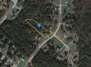 67 Pine Grove Ln, Lagrange, GA 30241