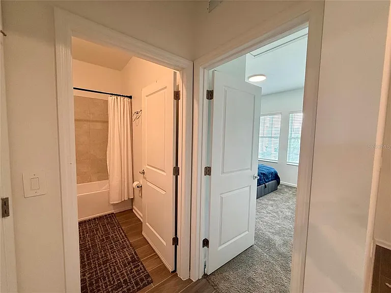 2970 Armstrong Ave — Photo 10