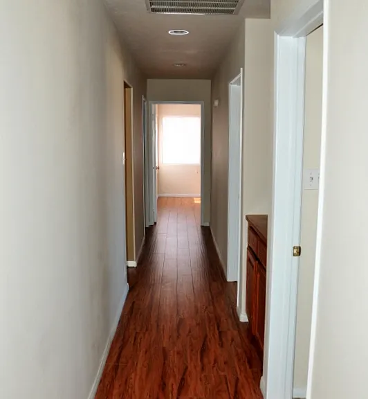 18836 Avenue C — Photo 30