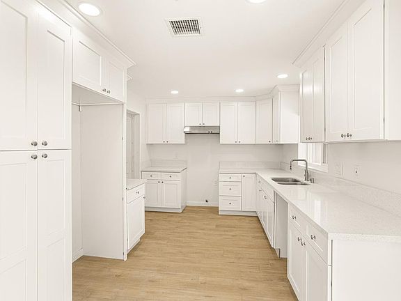 3rd image of 2319 W Avenue 33