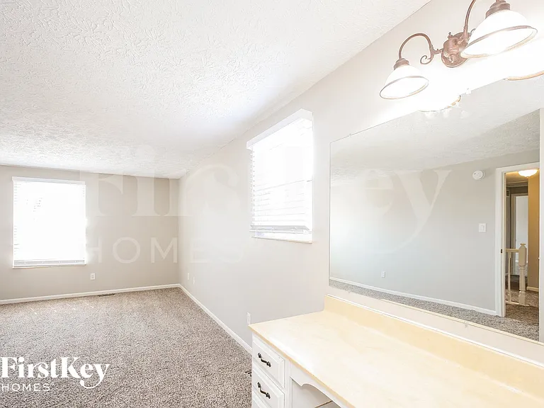 606 Sunblest Blvd S — Photo 9