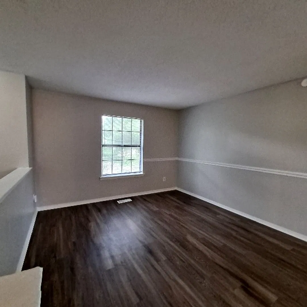Welcome to 3785 Walsingham Dr! — Photo 3