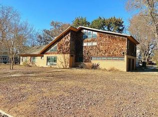 302 W Court St, Smith Center, KS 66967
