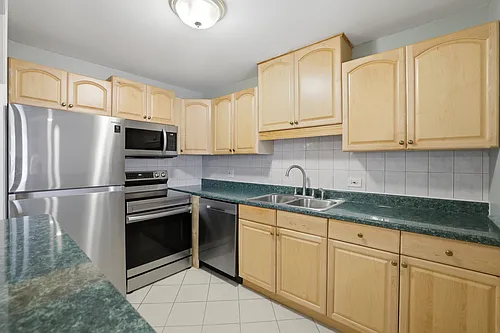 2413 Randall Ln #3B Photo 1