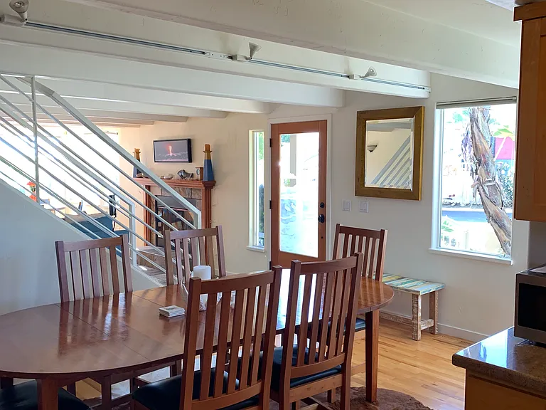 513 Seacliff Dr — Photo 7