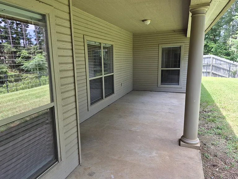 1103 Tiffany Ln — Photo 22