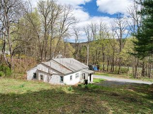 51 Ministers Flats Rd, Wurtsboro, NY 12790
