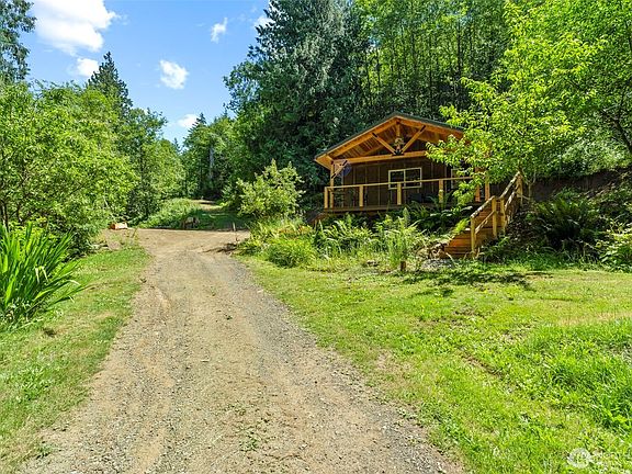 2nd image of 19005 NE Buncombe Hollow Road