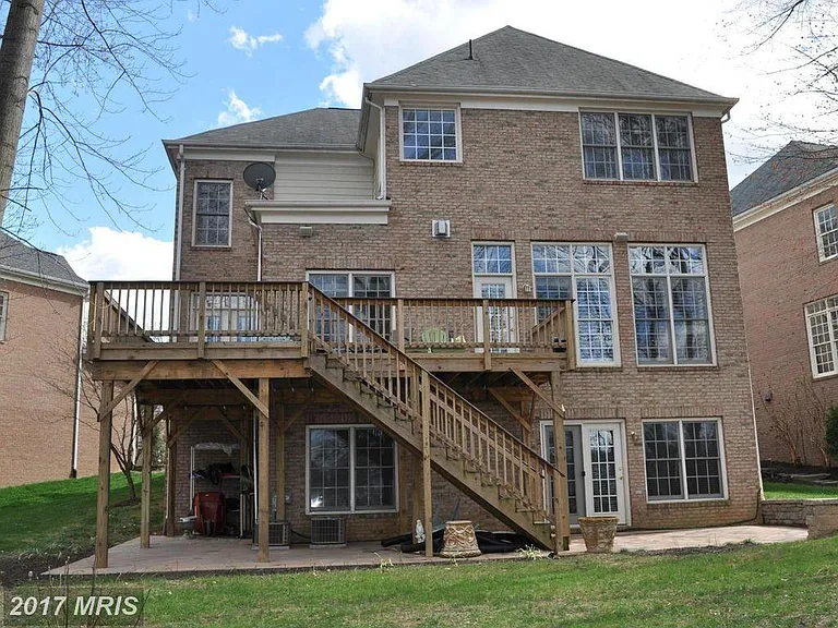 10084 Daniels Run Way — Photo 27