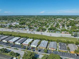 581 Kathy Ln APT B, Pompano Beach, FL 33068