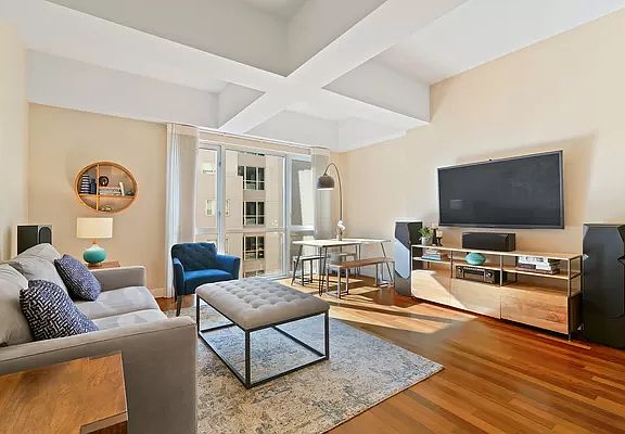 2nd image of 125 N 10th St APT N4e