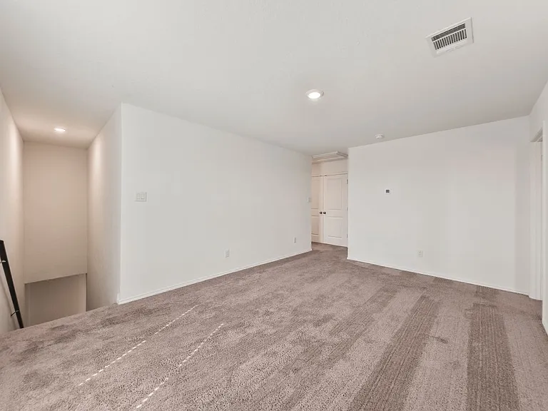 10626 McClintock Dr — Photo 14