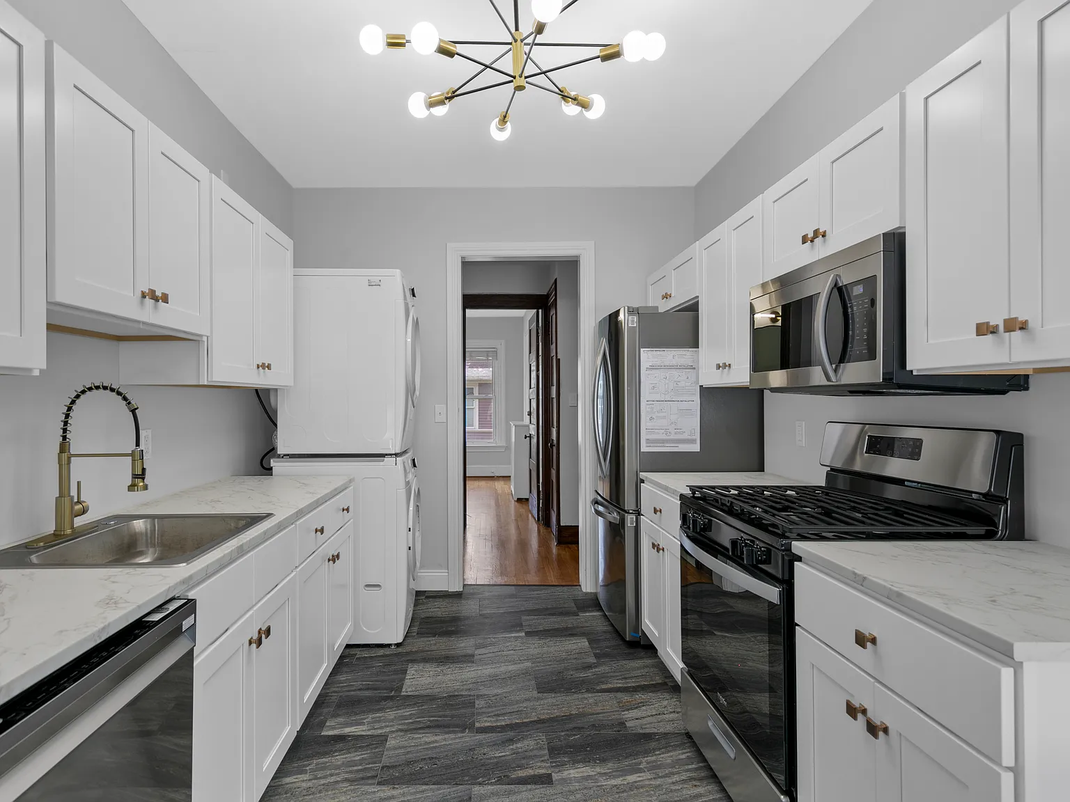 5 bed, 1850 sqft, $975 — Photo 1