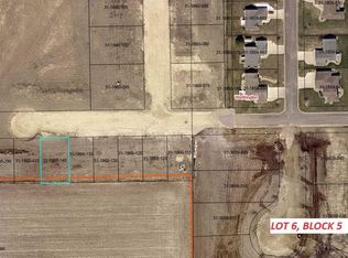 6 Sutterland Dr, Worthington, MN 56187