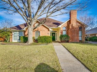 124 Sunny Crest Dr, Murphy, TX 75094