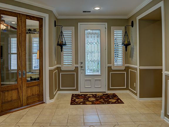 Custom 8' Den & Front Door