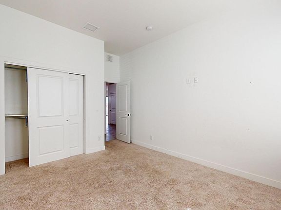5th image of 13705 Villa Vista Ave