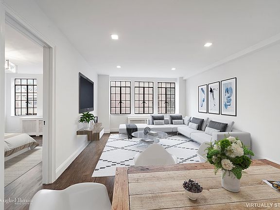 2nd image of 315 E 43rd St #1002