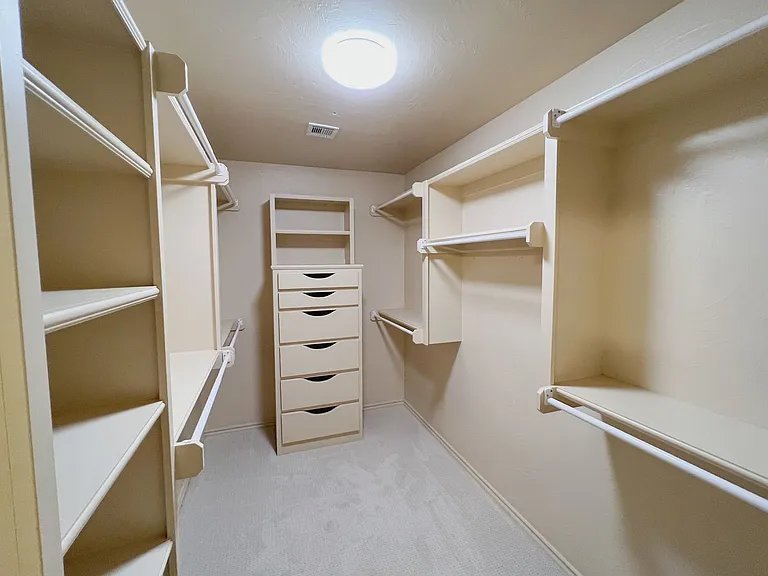 3124 Viewmont Ct — Photo 28