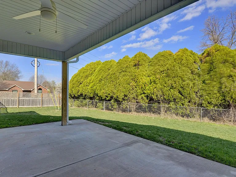 4207 E Eastmoor Dr — Photo 23
