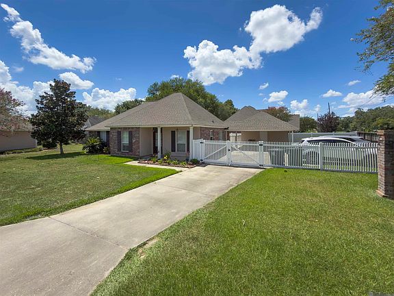 5th image of 18116 Lake Indigo Dr