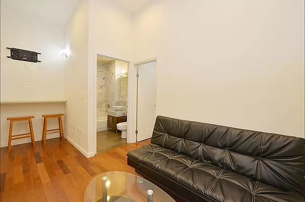 Rented by Platinum Properties | media 2